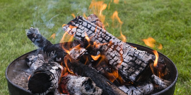 Wie du eine Feuerschale pflegst