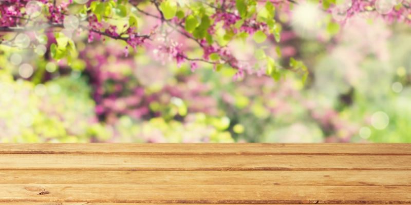 Gartentische aus Holz